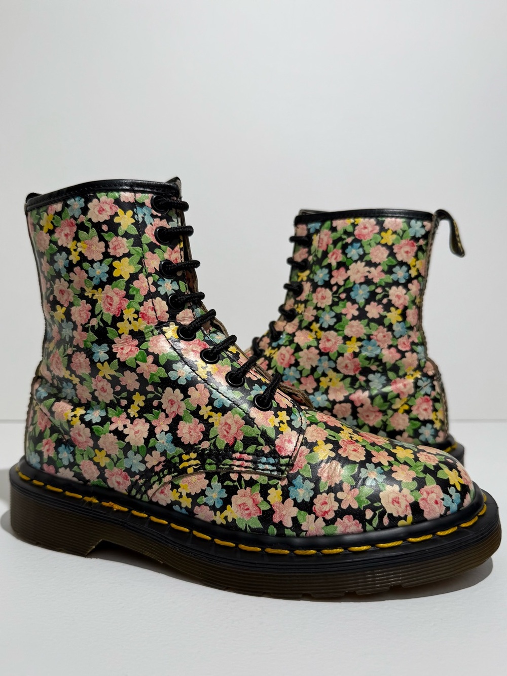Vintage Dr. Martens 1460 Floral Leather Lace Up Boots UK 4